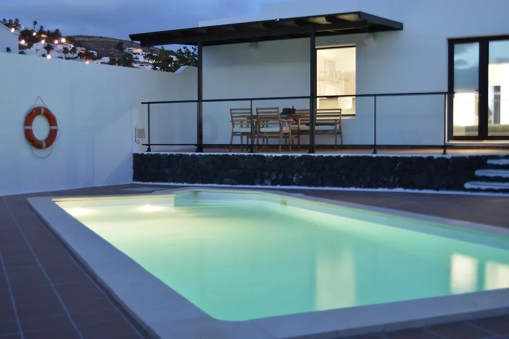 Holiday home Casa Alba Villa Nazaret Spain